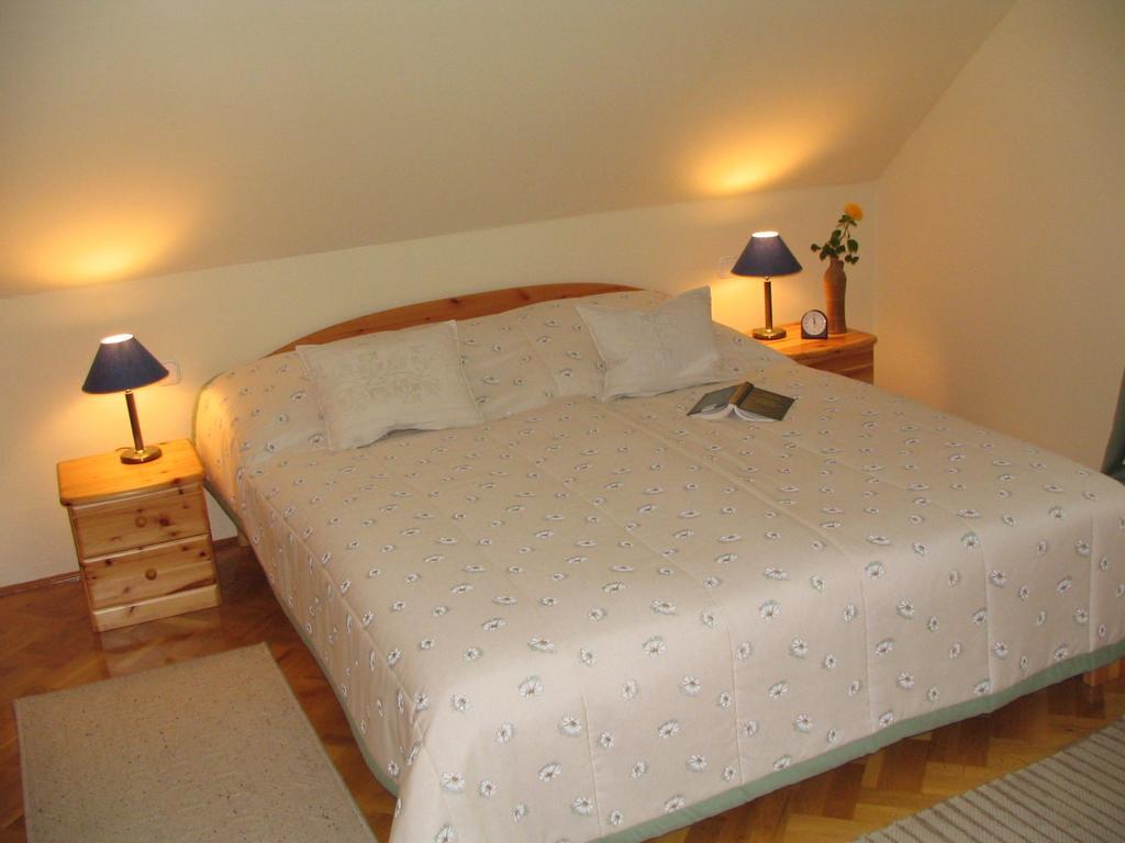Toelgyes Apartment Hajduszoboszlo Room photo
